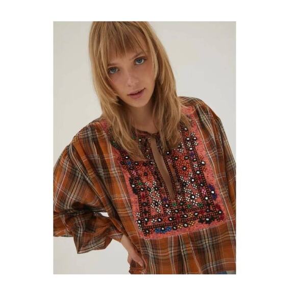 NWT Kimchi Blue Top Urban Outfitters Size SP - Picture 7 of 9